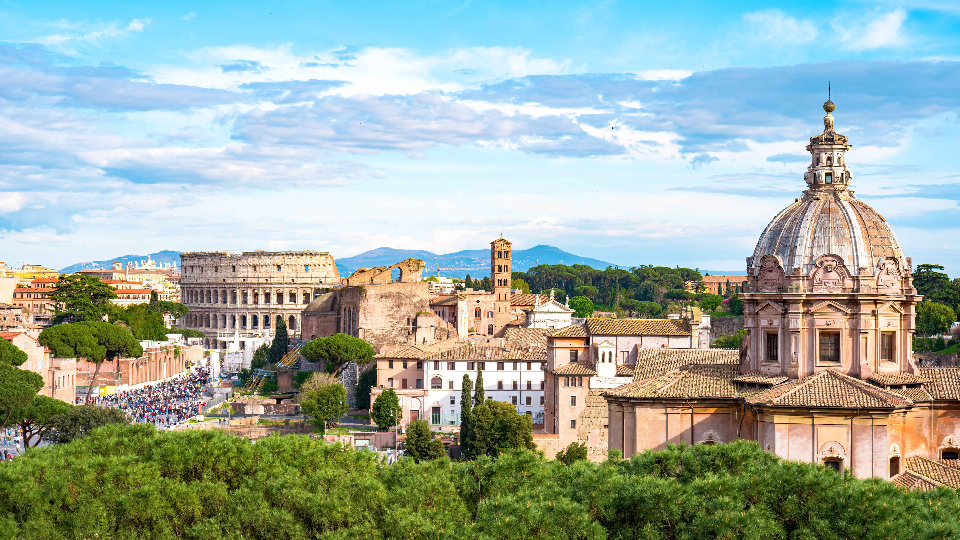 Semi-Private Tour: Colosseum Arena, Palatine Hill & Roman Forum